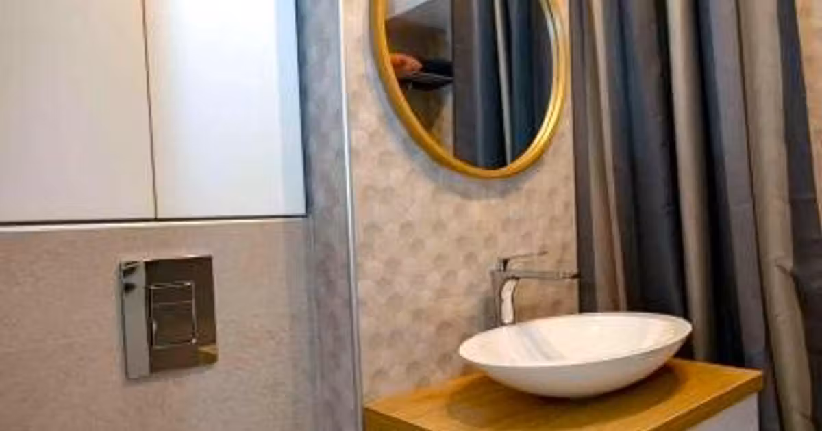 Apartament de vânzare cu 3 camere în zona Victoriei, Ultracentral