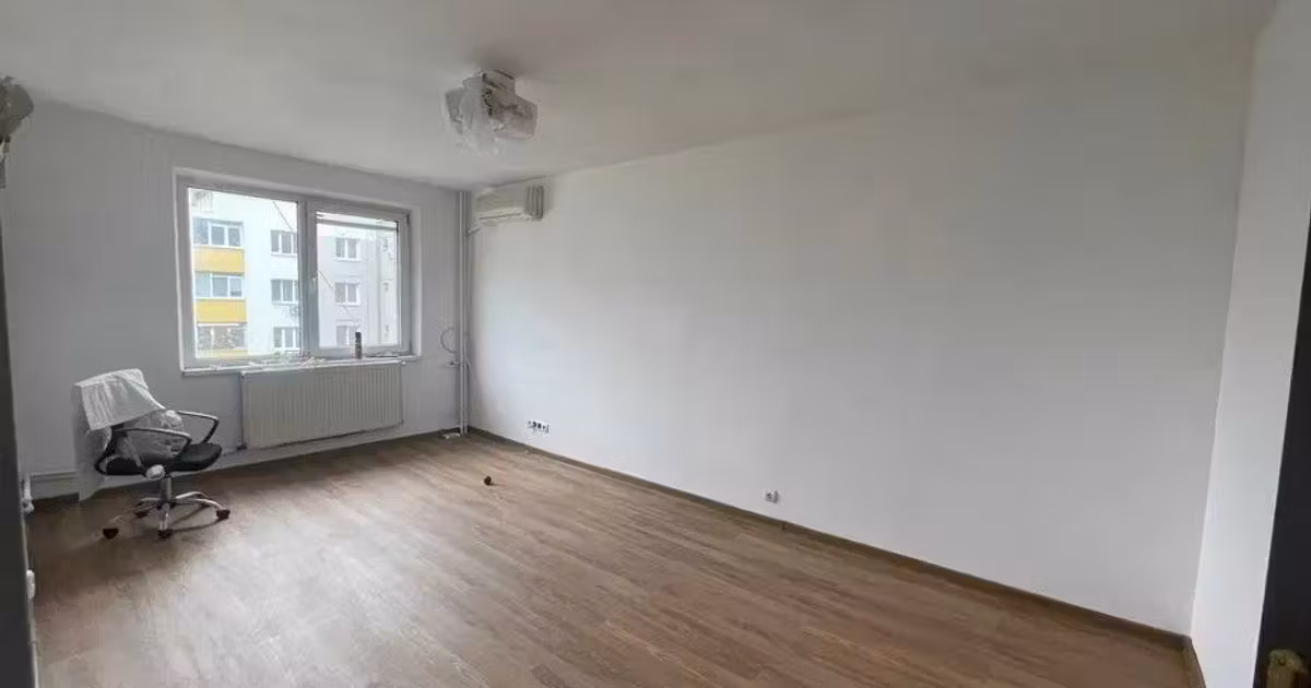 Apartament de vânzare cu 3 camere în zona Rahova, Sector 5