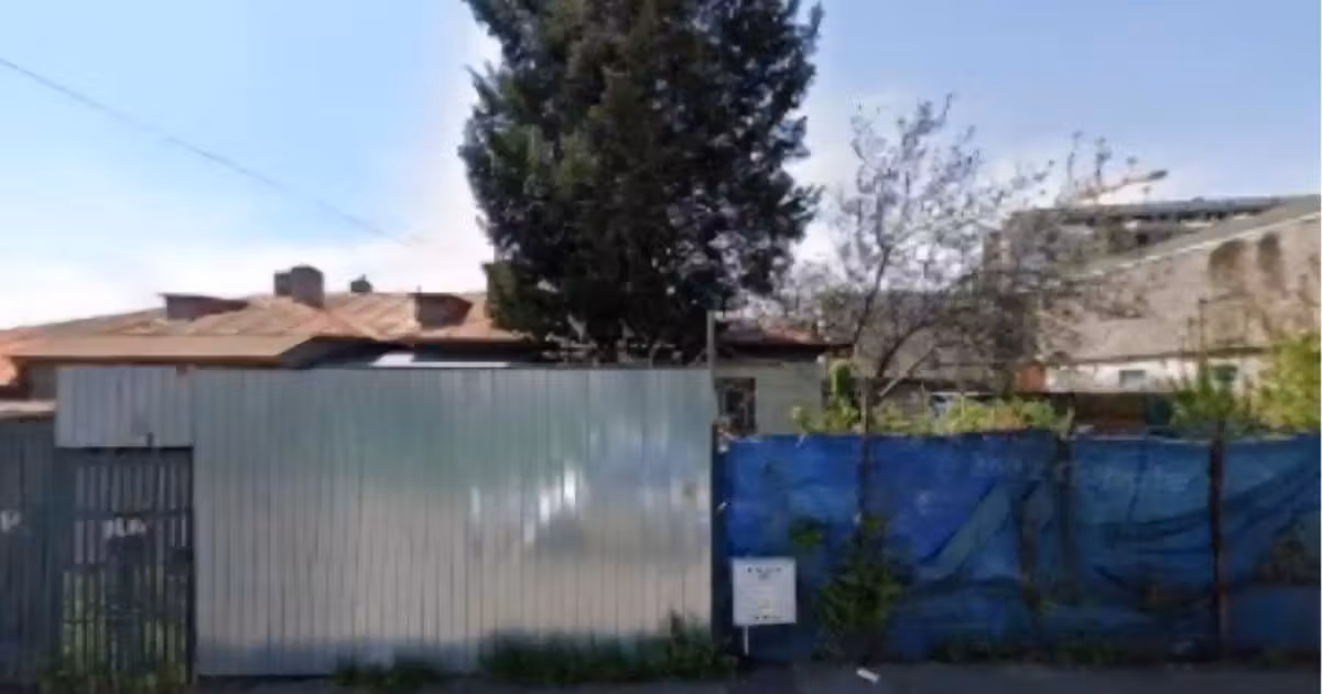 Casă individuală de vânzare cu 6 camere în zona Apărătorii Patriei, Sector 4