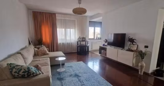 Apartament P-ța Alba Iulia