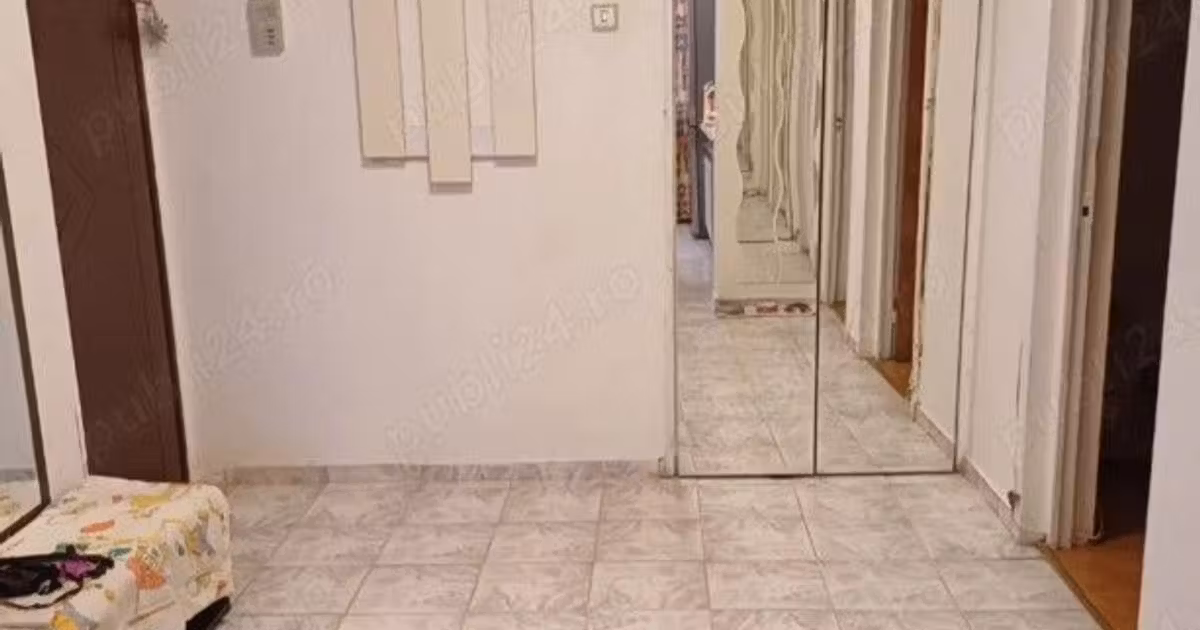 Apartament de vânzare cu 4 camere, mobilat în zona Rahova, Sector 5