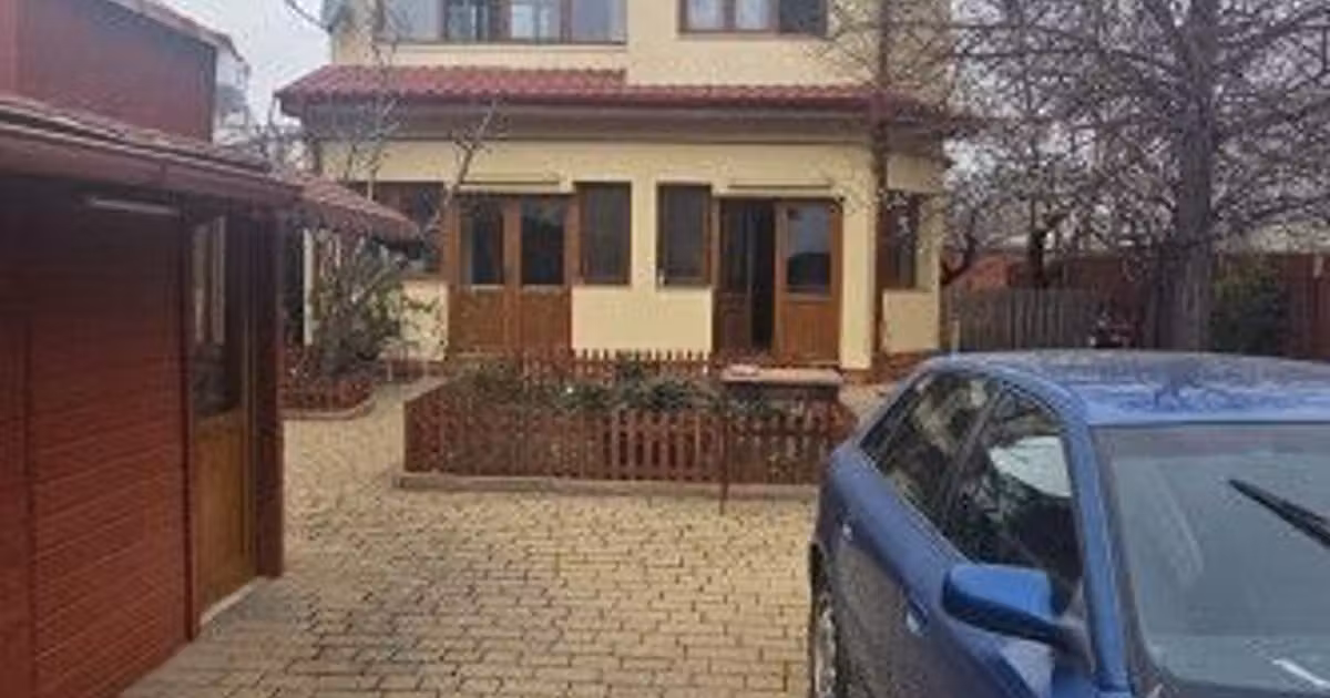 Casă individuală de vânzare cu 5 camere în zona Brâncoveanu, Sector 4
