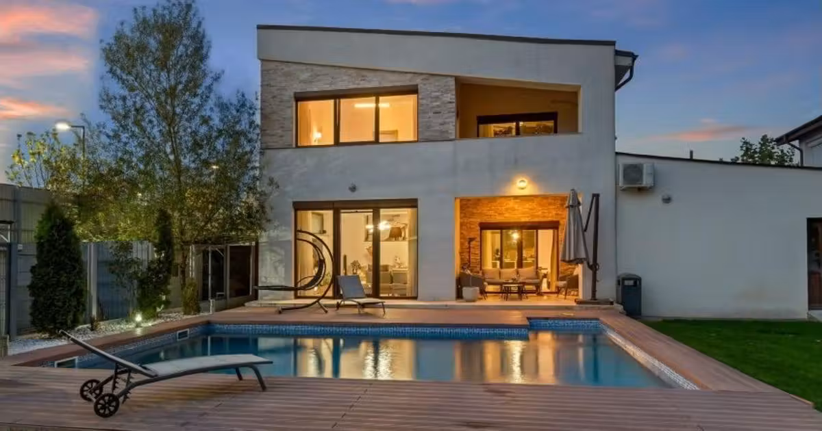 Casă de vânzare cu 6 camere în Corbeanca