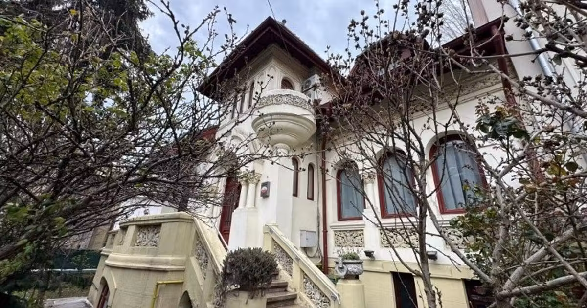 Casă de vânzare cu 10 camere în zona Cișmigiu, Ultracentral