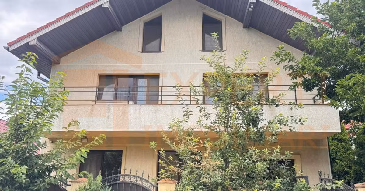 Casă individuală de vânzare cu 3 camere, mobilată în zona Palas, Constanța