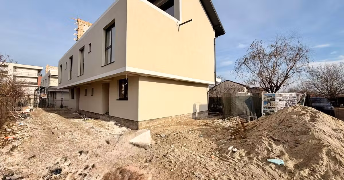 Duplex de vânzare cu 5 camere în Popești-Leordeni