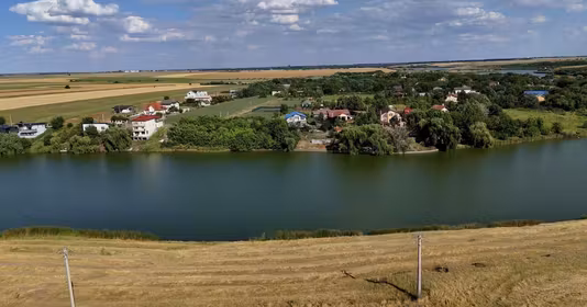 Teren Central