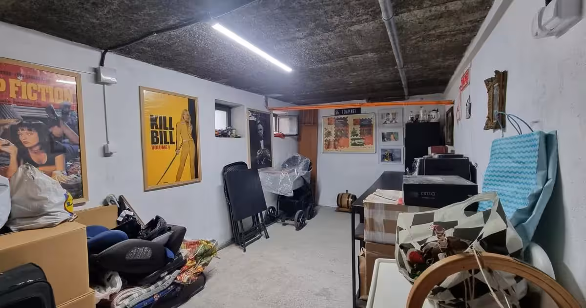 Apartament de vânzare cu 3 camere în zona Central, Satu Mare
