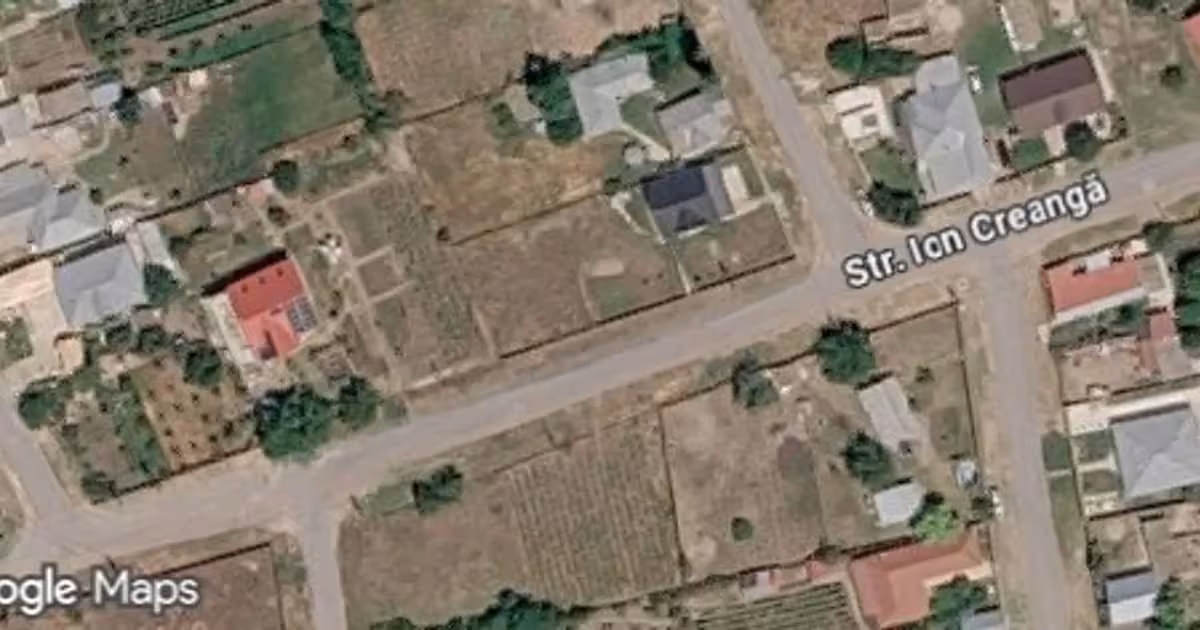 Teren Construcții intravilan de vânzare de 2200 mp, în Cișmele