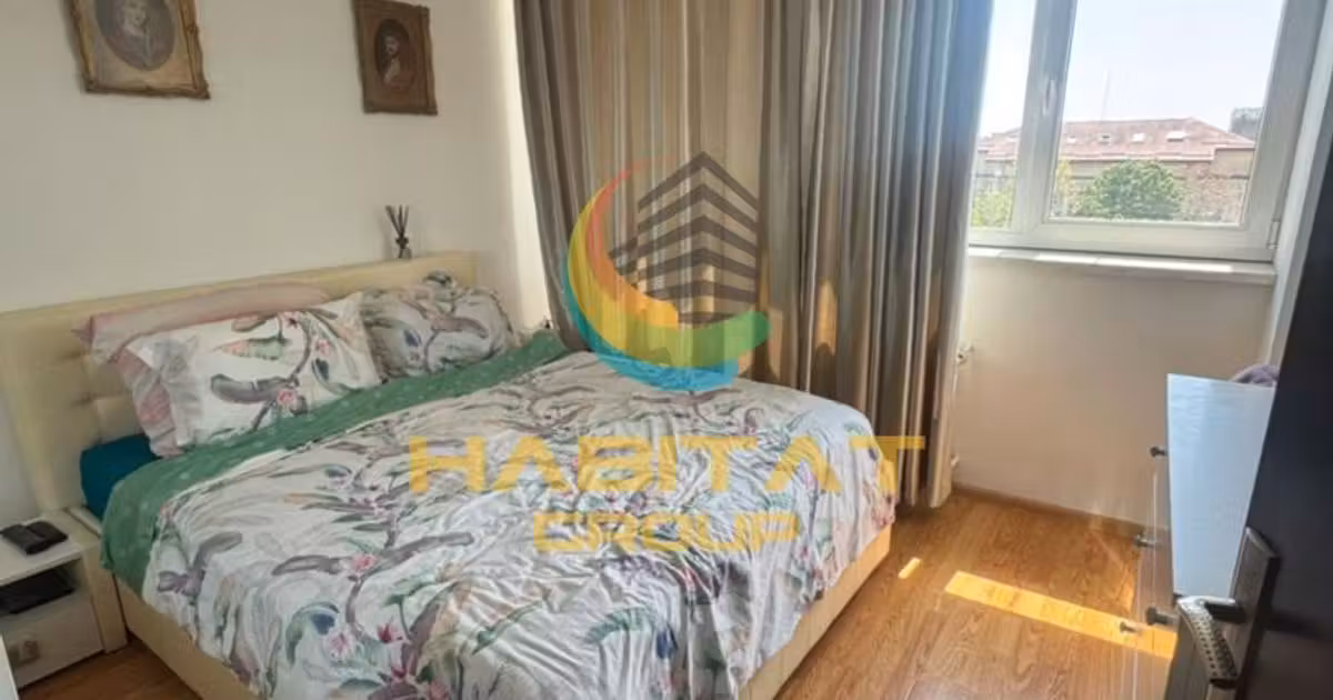 Apartament de vânzare cu 3 camere, mobilat în zona P-ța Victoriei, Ultracentral