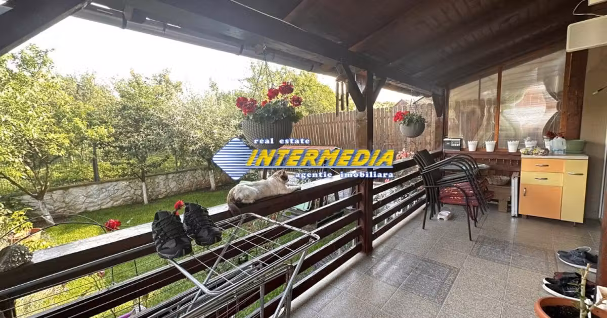 Casă individuală de vânzare cu 4 camere, mobilată în zona Cetate, Alba Iulia