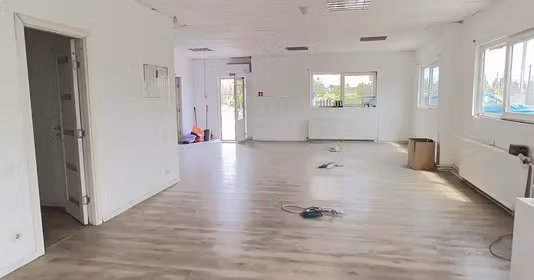 Spațiu comercial Bărăbanț