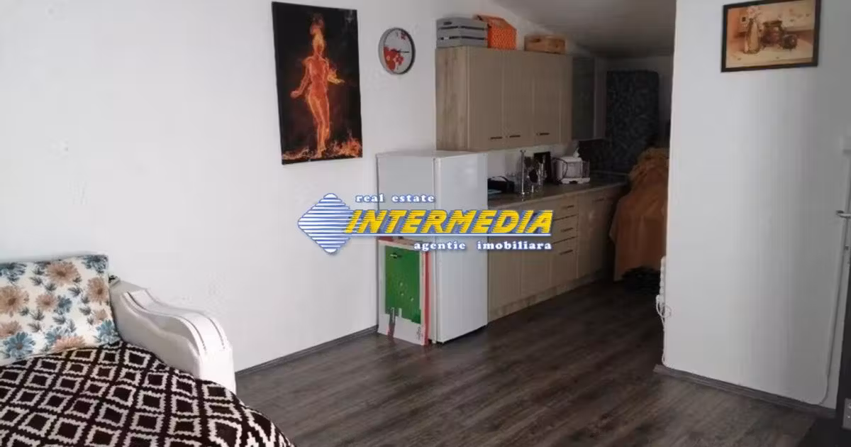 Casă individuală de vânzare cu 1 camere, mobilată în Oarda