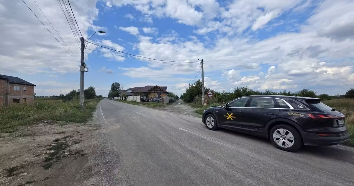 Teren Construcții intravilan de vânzare de 1470 mp, în 1 Decembrie