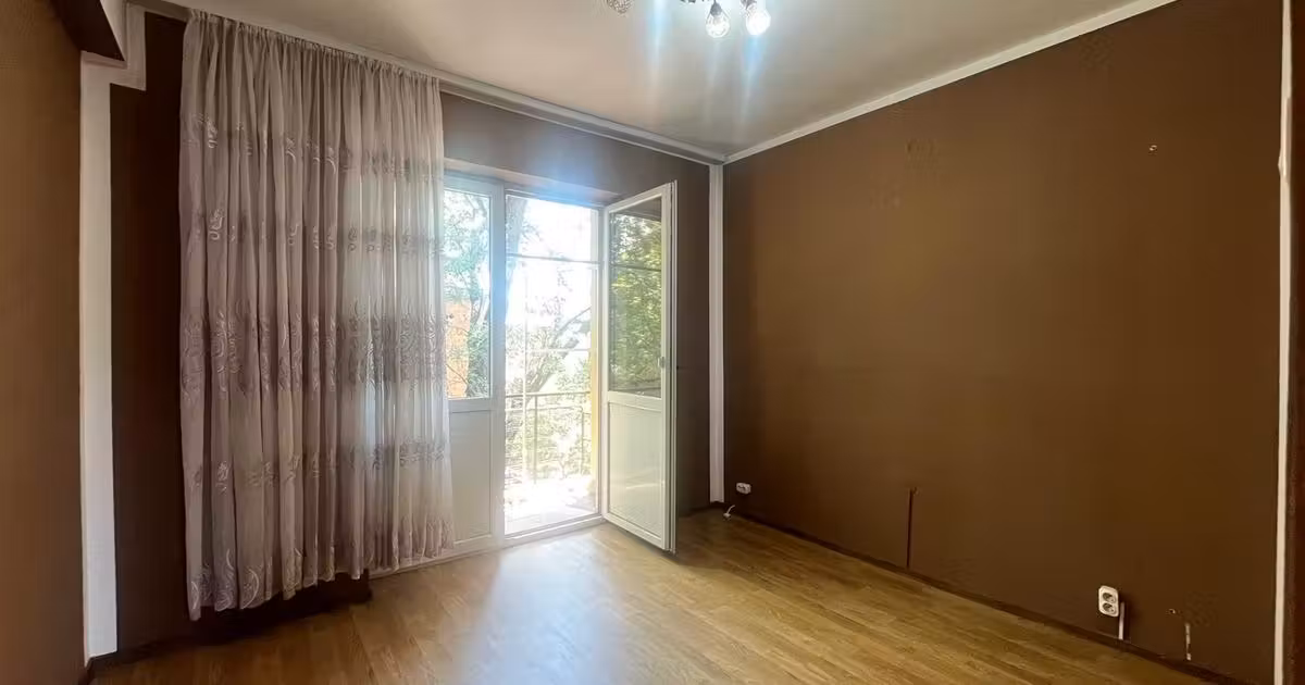 Apartament de vânzare cu 3 camere, mobilat în zona Ferentari, Sector 5