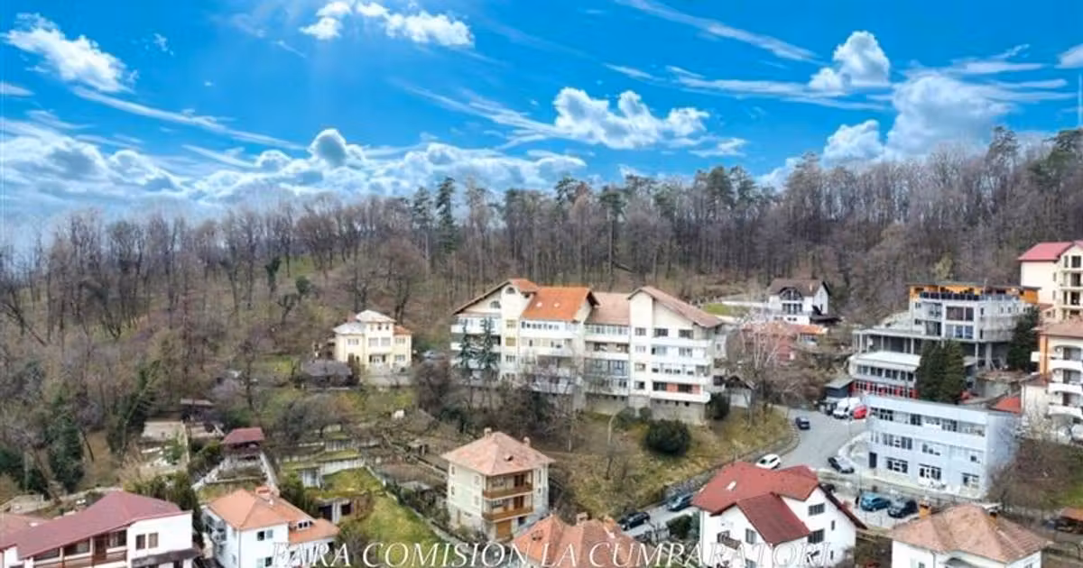 Apartament de vânzare cu 4 camere, mobilat în zona Central, Râmnicu Vâlcea