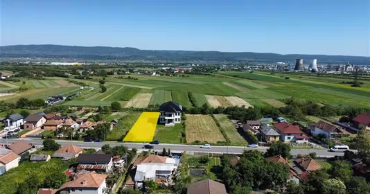 Teren 1 Mai