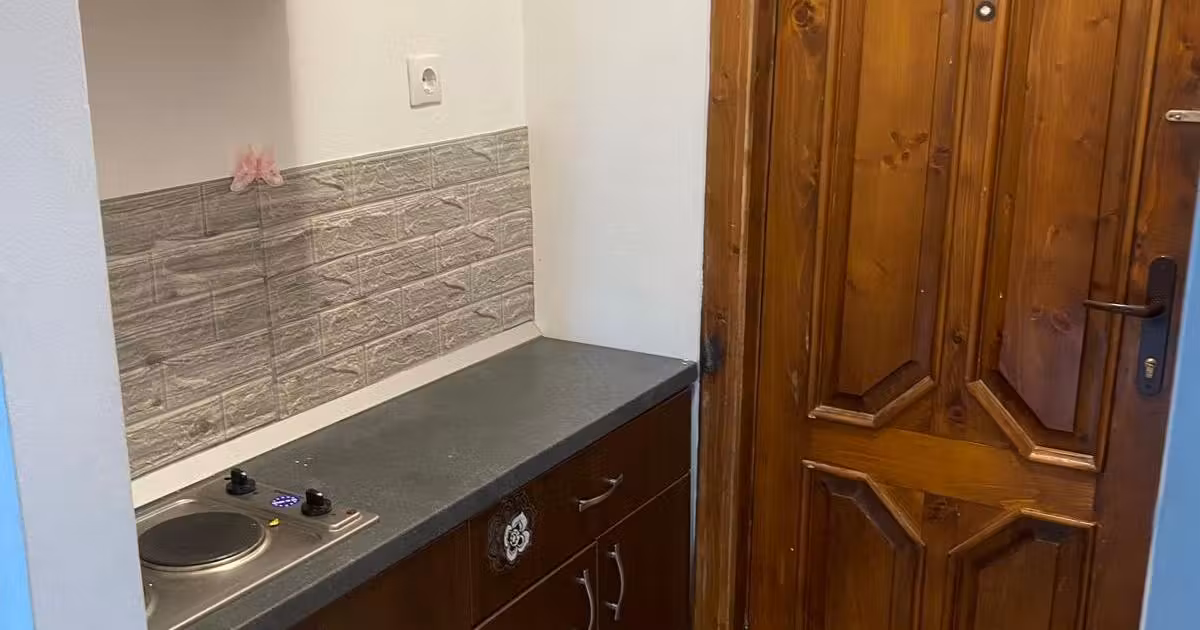 Garsonieră de vânzare în zona Florilor, Brașov
