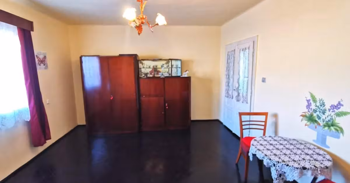 Casă de vânzare cu 2 camere în zona Mureșeni, Târgu Mureș
