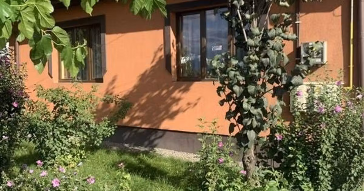 Casă de vânzare cu 5 camere în zona 7 Noiembrie, Târgu Mureș