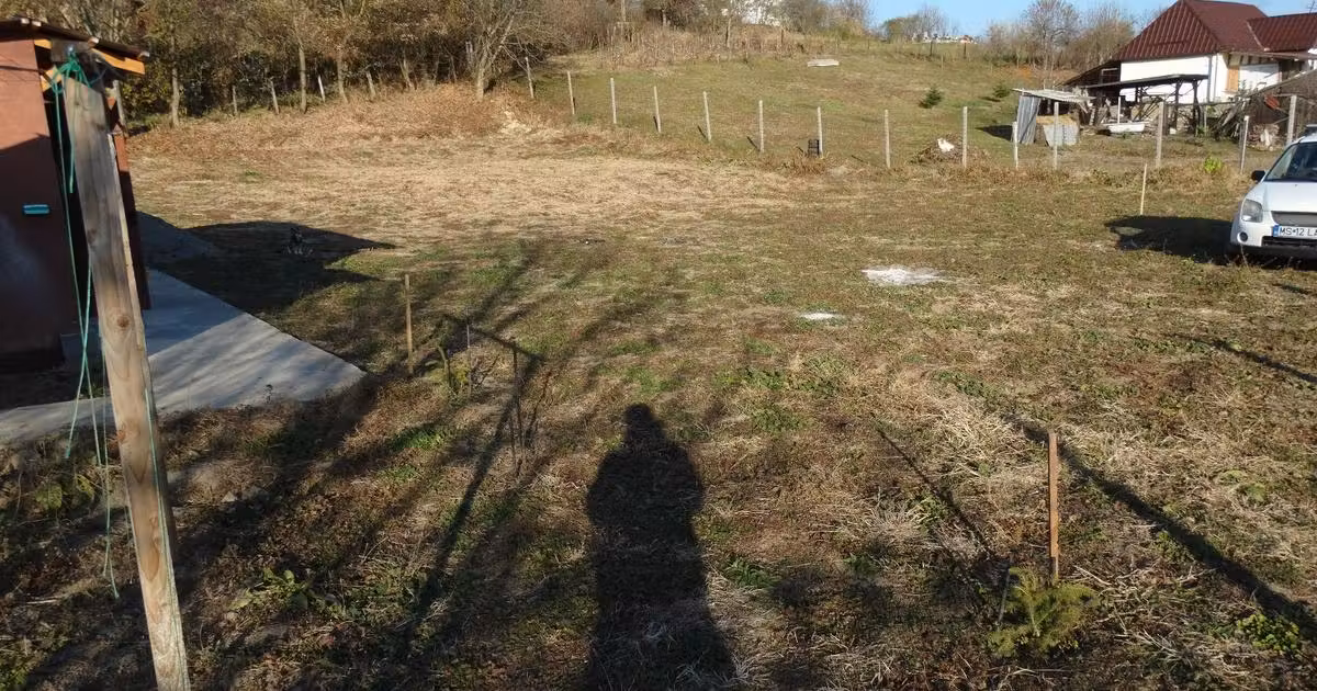 Teren Construcții intravilan de vânzare de 1288 mp, în Maiad