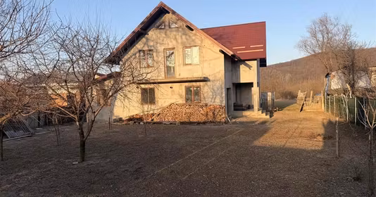 Casă Pătrăuți