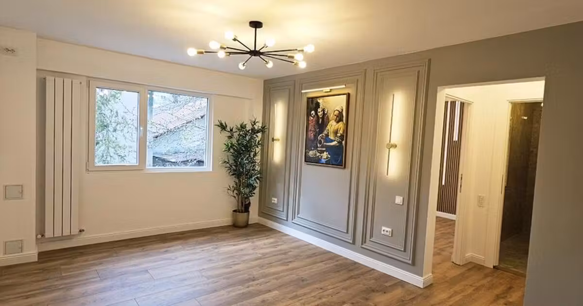Apartament de vânzare cu 2 camere în zona Victoriei, Ultracentral