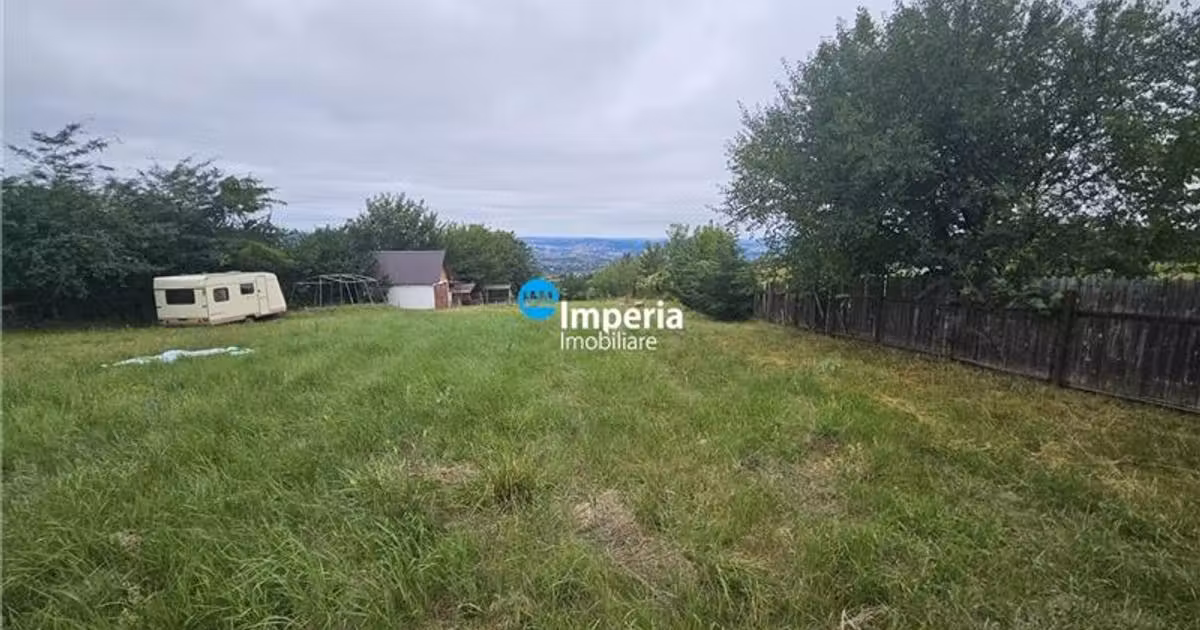 Teren Construcții extravilan de vânzare de 1500 mp, în zona Bucium, Iași