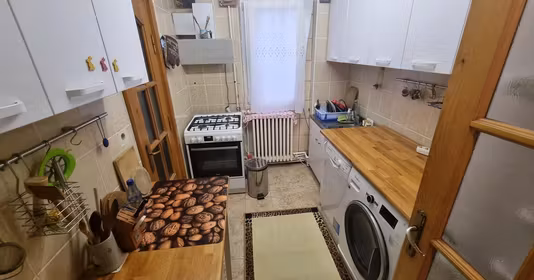 Apartament Tătărași