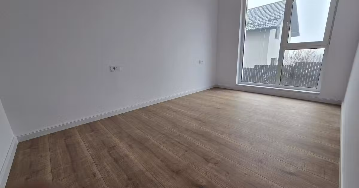 Apartament de vânzare cu 3 camere în zona Păcurari, Iași