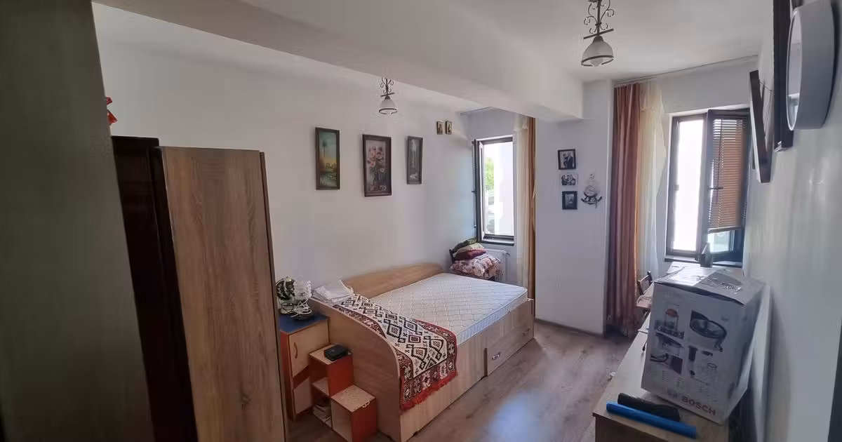Apartament de vânzare cu 2 camere în zona Bucium, Iași