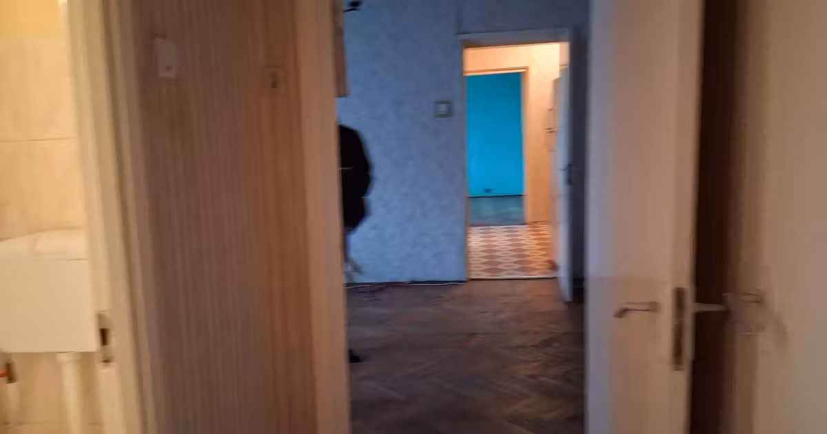 Apartament de vânzare cu 3 camere în zona Podu Roș, Iași