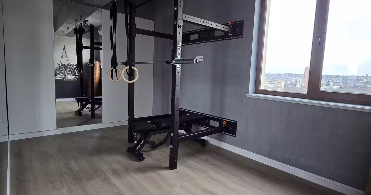 Penthouse de vânzare cu 4 camere, mobilat în zona Centru Civic, Iași