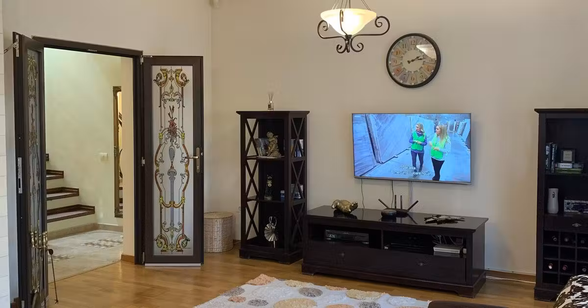 Casă de vânzare cu 5 camere, mobilată în zona Primo, Constanța