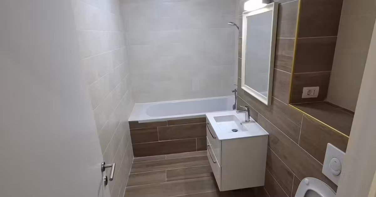 Apartament de vânzare cu 2 camere în zona Sat Vacanță, Constanța