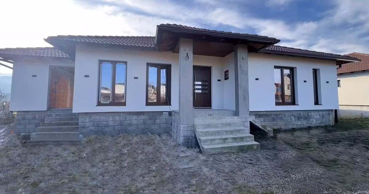 Casă individuală de vânzare cu 4 camere în Șard