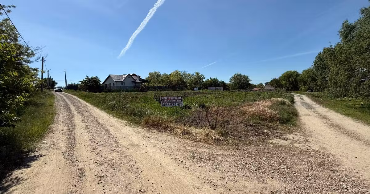 Teren Construcții intravilan de vânzare de 1001 mp, în Ileana
