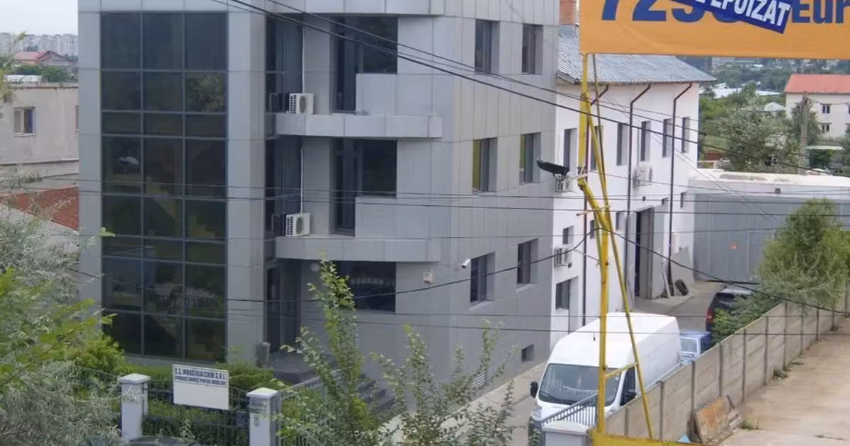 Spațiu comercial de vânzare de 960.00 mp, în zona Fundeni, Sector 2