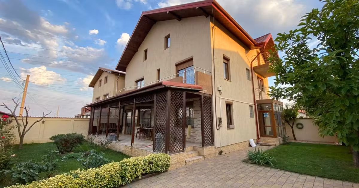 Casă individuală de vânzare cu 5 camere, mobilată în Dobroești