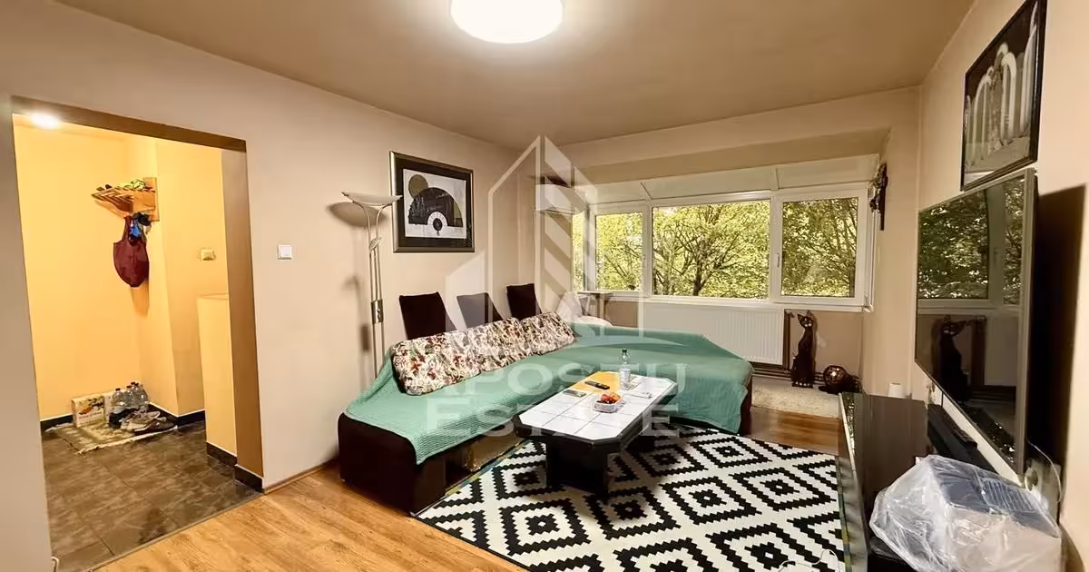 Apartament de vânzare cu 2 camere, mobilat în zona Tipografilor, Timișoara