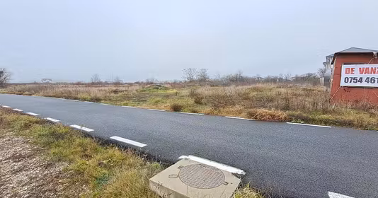 Teren Dragomirești-Deal