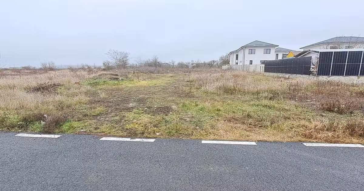Teren Construcții intravilan de vânzare de 500 mp, în Dragomirești-Deal