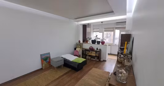 Apartament Militari
