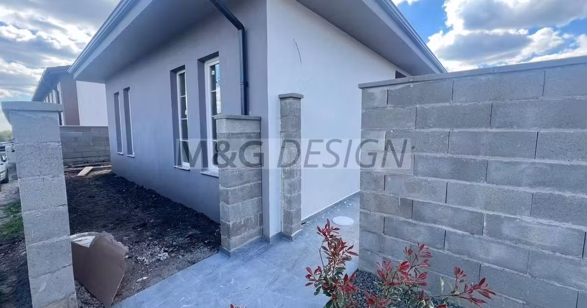 Casă individuală de vânzare cu 3 camere în Sânandrei