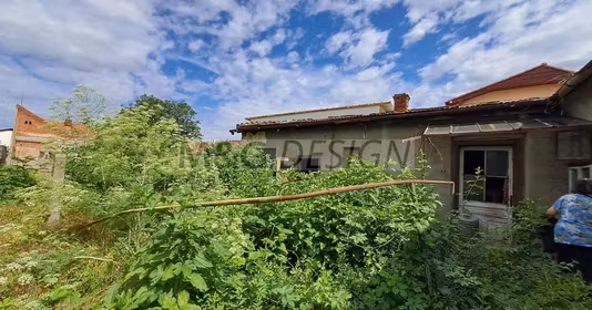 Casă Ronaț