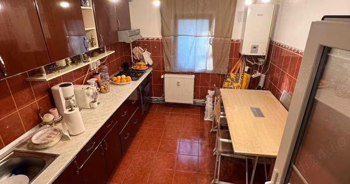 Apartament de vânzare cu 3 camere în zona Mircea cel Bătrân, Timișoara
