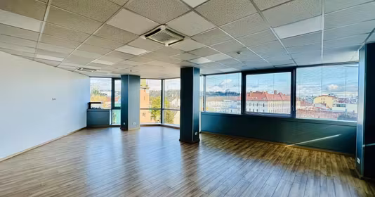 Spațiu comercial Central