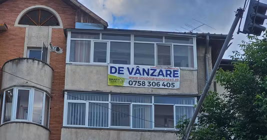 Apartament Moinești
