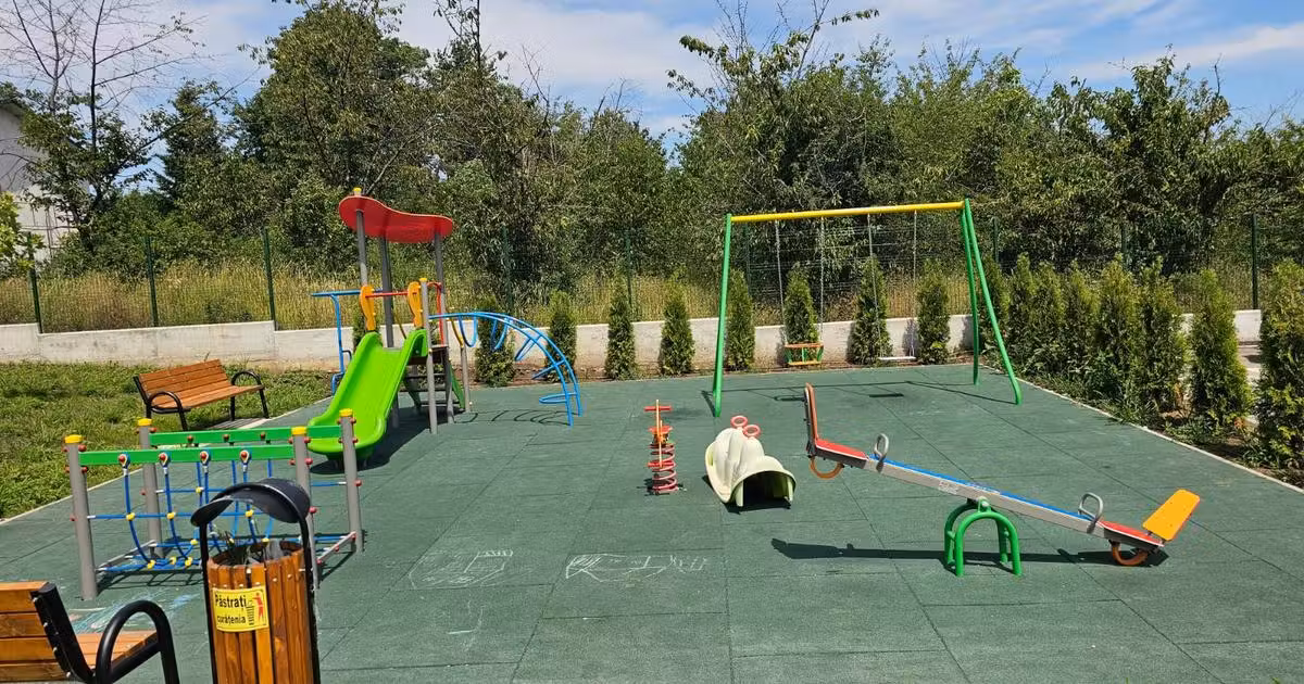 Apartament de vânzare cu 3 camere în zona Nicolina, Iași