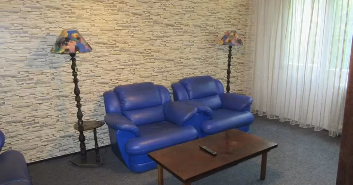 Apartament de vânzare cu 3 camere în zona Berceni, Sector 4